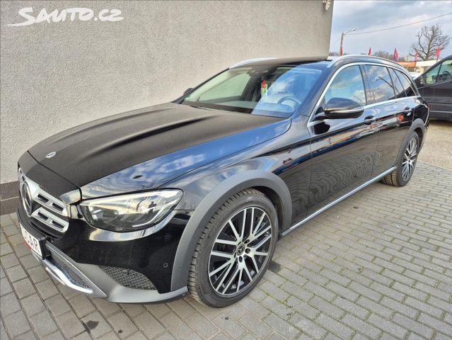 Mercedes Třída E